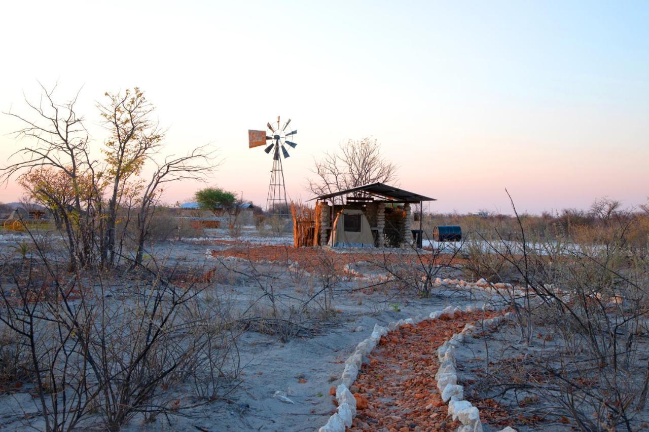 Etosha Trading Post Campsite Okaukuejo Exterior foto